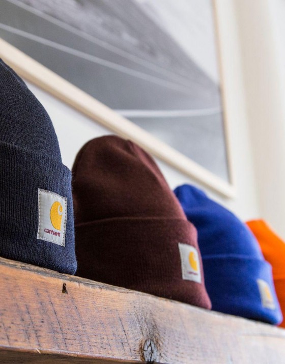 Headwear Display 2